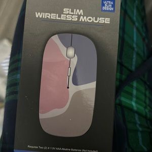 It’s a wireless mouse